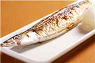 秋刀魚塩焼き　　１７元 (4)